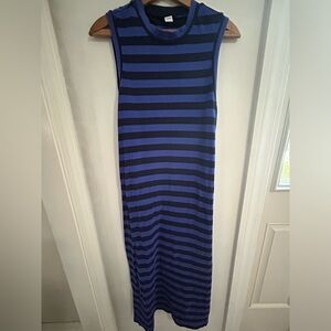 Old Navy size large blue and dark blue maxi dress with a side split.